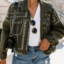 Chaqueta Verde Militar Jade Con Apliques Metálicos Jade