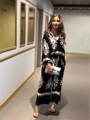Conjunto Bordado Suave y Versátil Mujer Romana